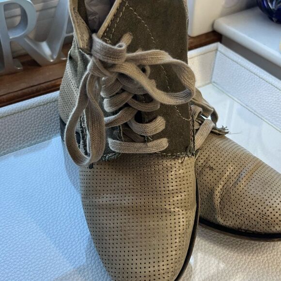 Diesel  Lace-Up Shoes in Green and Gray Size 8.5 - Picture 8 of 10